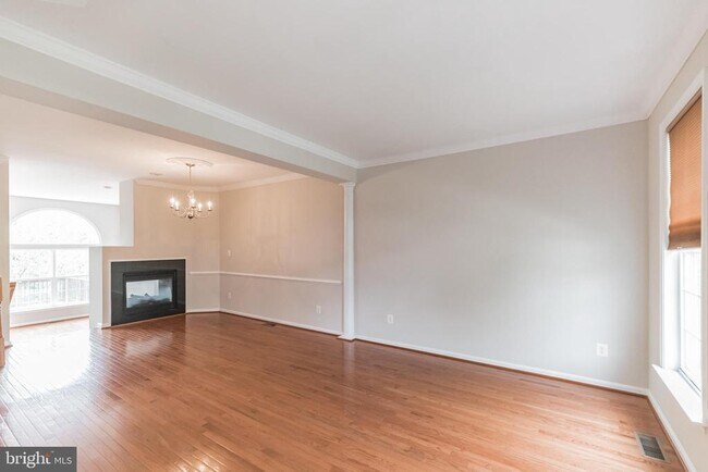 Foto del edificio - 2440 Battery Hill Cir