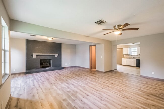 Building Photo - 3313 Chestershire Dr