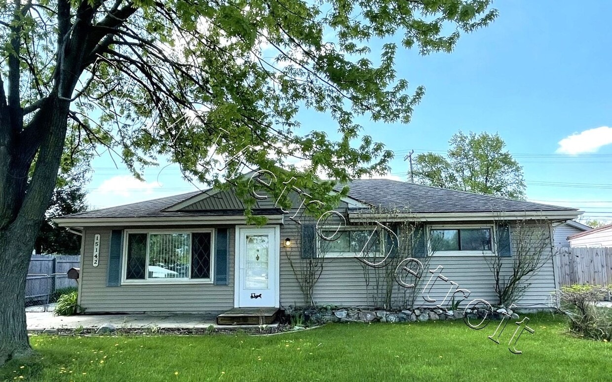Primary Photo - 15142 Leland St