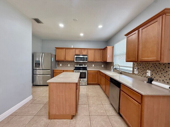 Building Photo - 4205 Canby Dr
