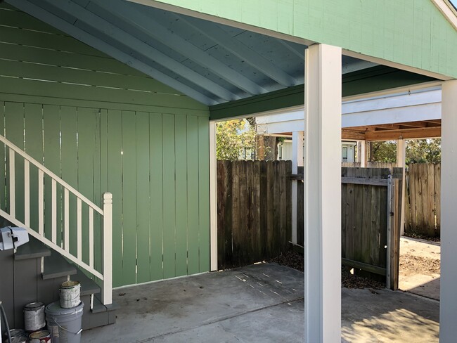 Building Photo - 5834 Catina St