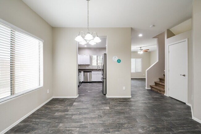 Foto del edificio - 1750 W Union Hills Dr