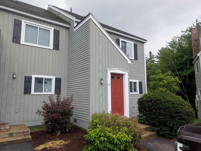 Building Photo - 12 Monroe Dr
