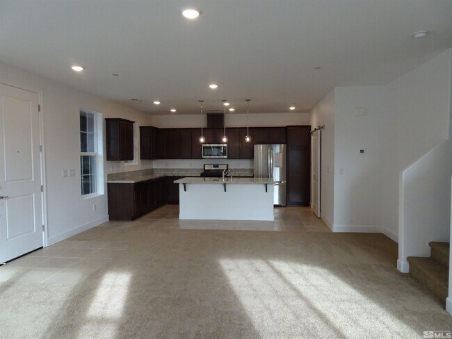 Foto del edificio - 2018 Cradle Mountain Dr