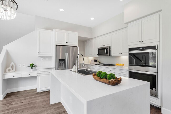 Building Photo - 2775 Florentine Ct