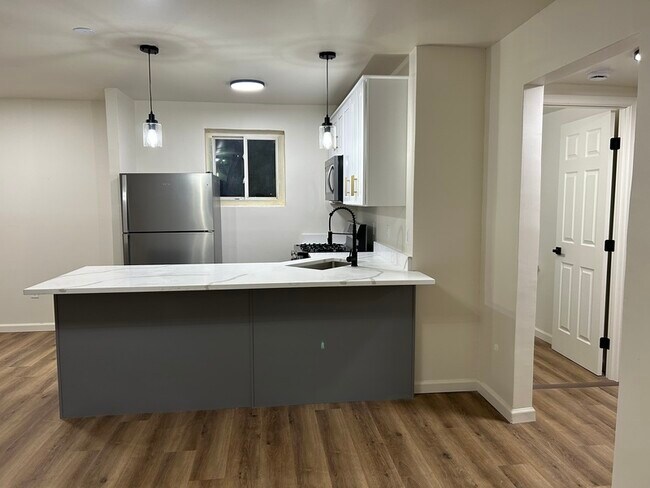 Foto del edificio - 301X Dupont Ave