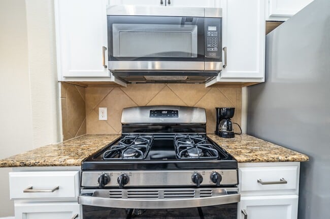 Foto del edificio - 10944 Chazenwood Dr