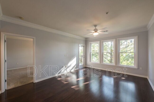 Building Photo - 1850 Cotillion Dr