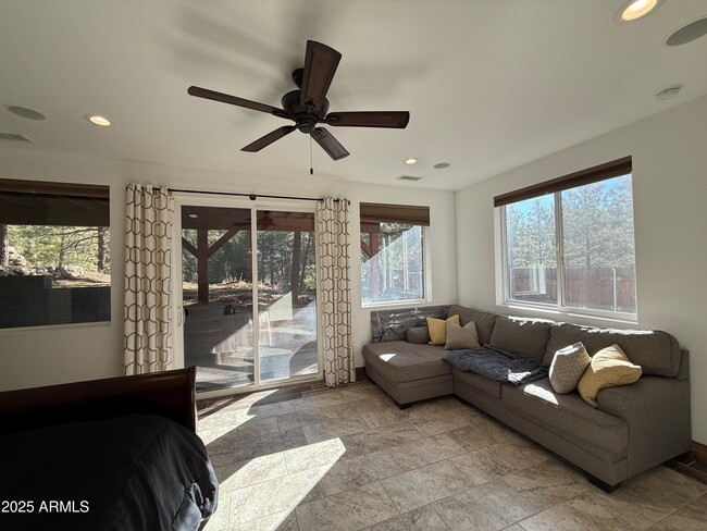 Building Photo - 3053 S Oraibi Ovi