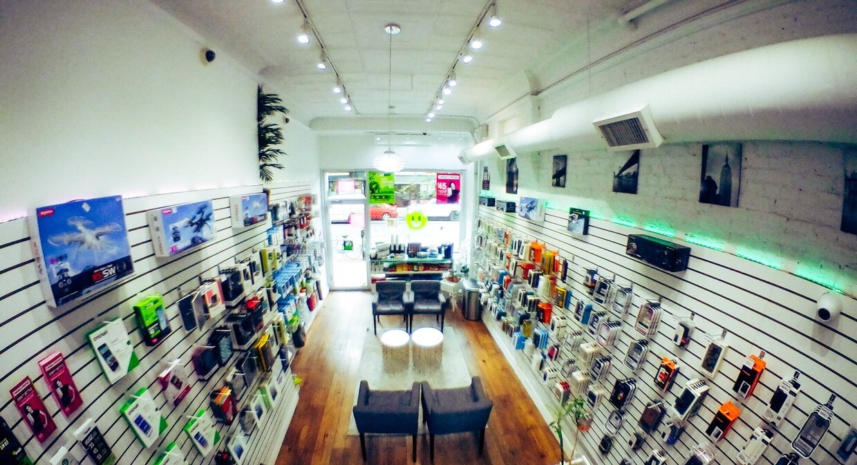 Retail - 219 5th Ave