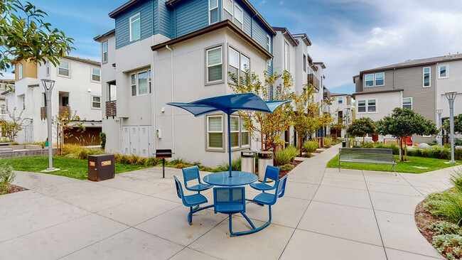 Building Photo - 39484 Loft Ter
