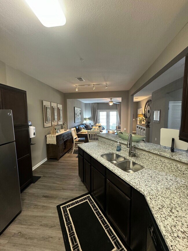 Foto del edificio - 1032 Farm to Market Road 2931 Apt #117, Au...