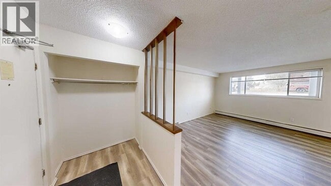 Building Photo - 9807-9108 108 Ave