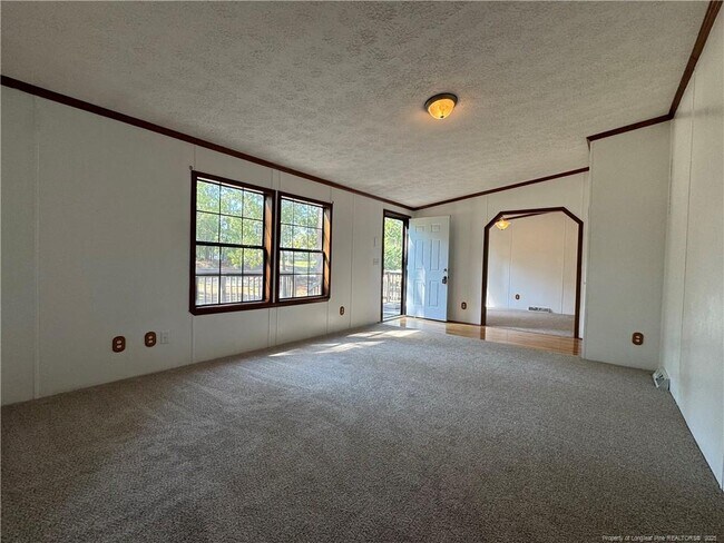 Foto del edificio - 372 Swift Creek Rd