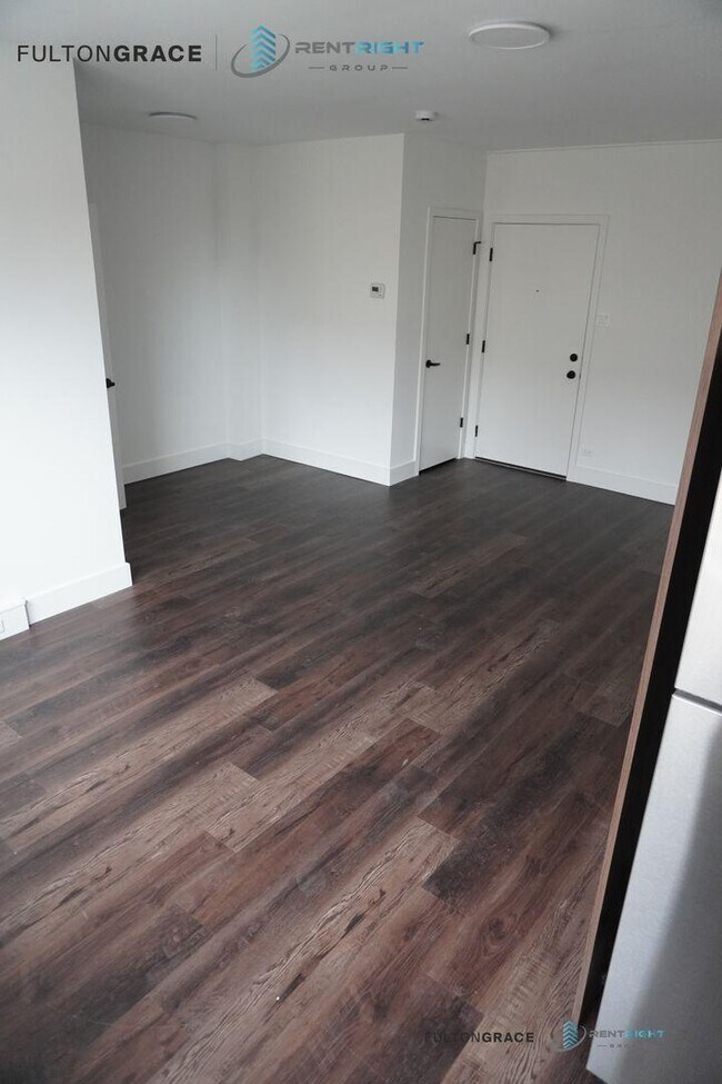 Foto del edificio - 0 bedroom in Chicago IL 60660