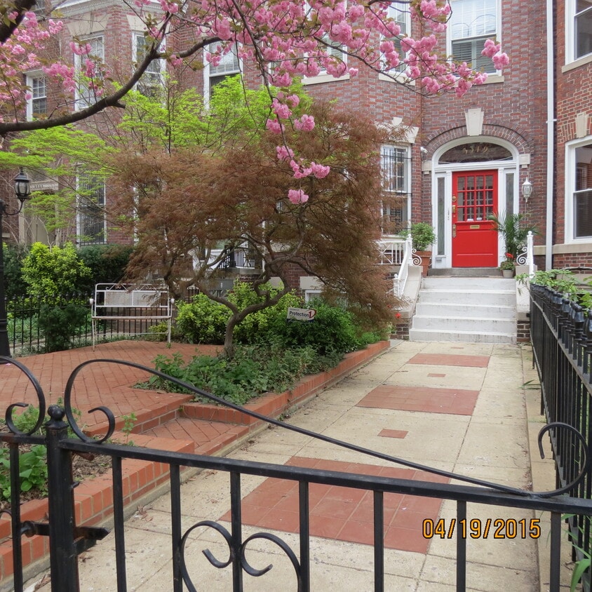 Primary Photo - 3319 16th St NW