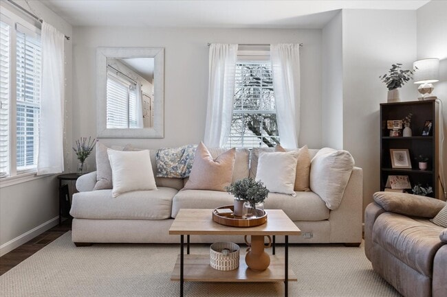 Photo - 16 Weld Ave Townhome