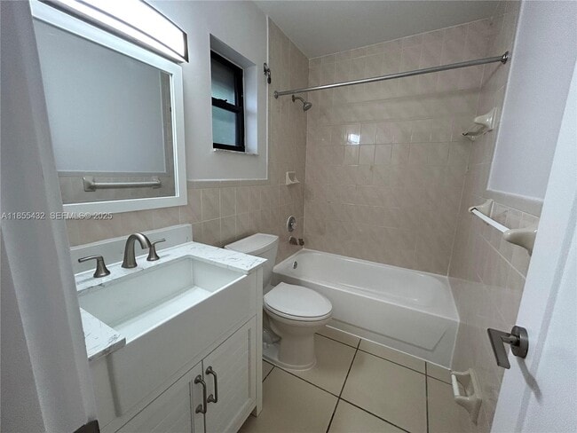 Foto del edificio - 25 W 4th St