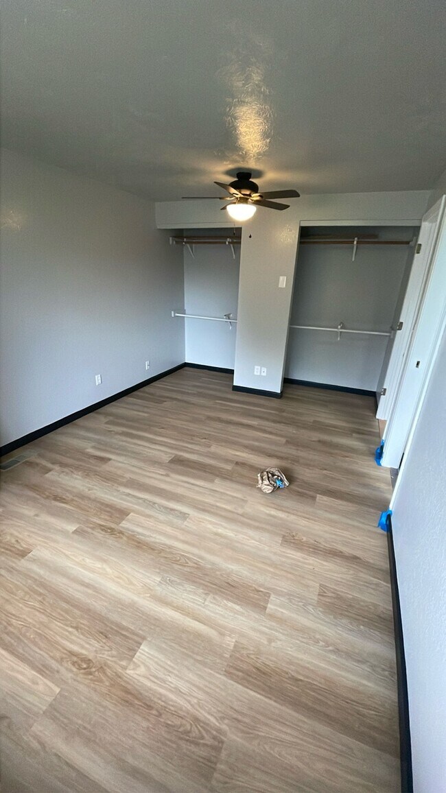 Building Photo - 814 East Brady Court