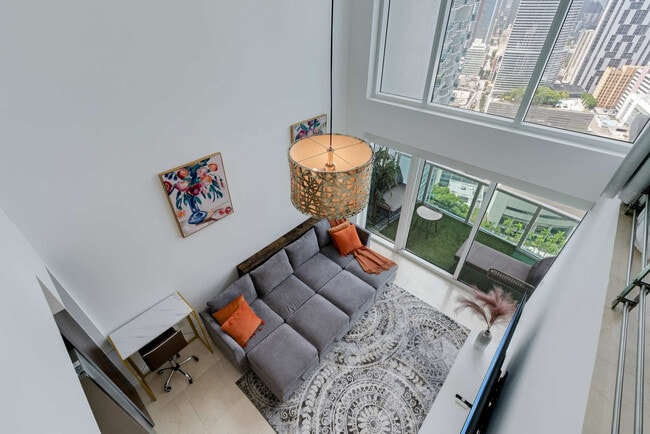 Building Photo - 41 SE 5th St