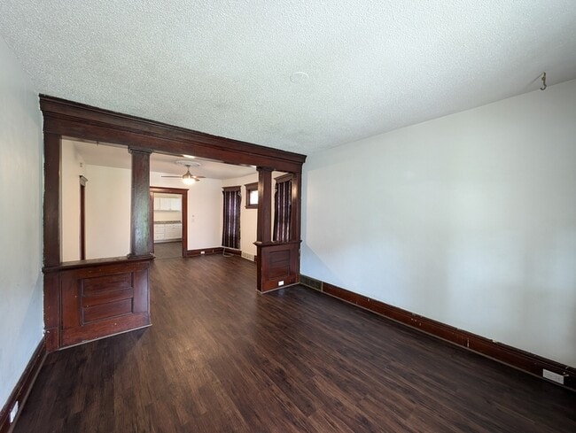 Building Photo - 108 Urban St