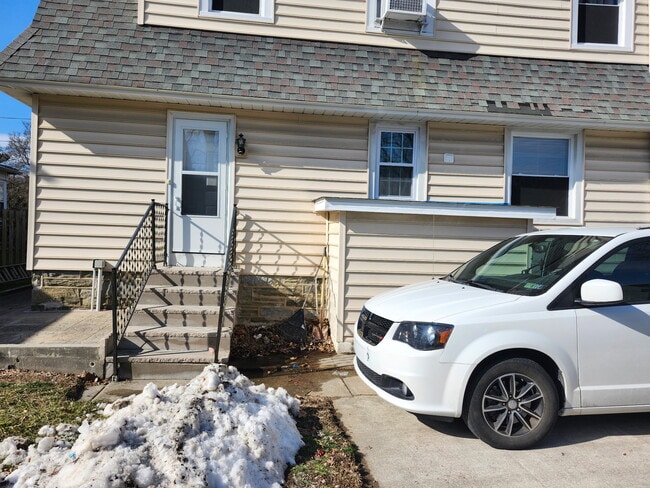 Parking - 4008 State Rd