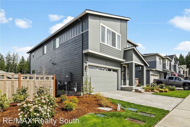 Building Photo - 4 br, 3 bath House - 33235 Glacier Ave SE,...