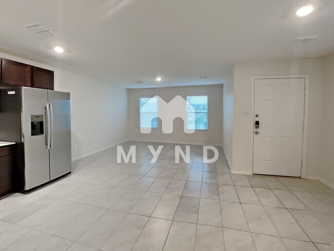 Building Photo - 3030 Wallace Wells Ct
