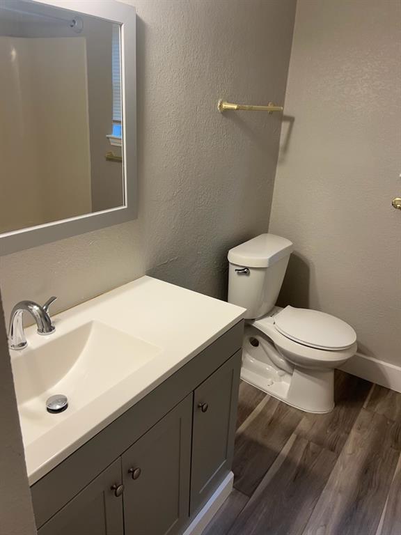 Building Photo - 3801 San Ramon Dr
