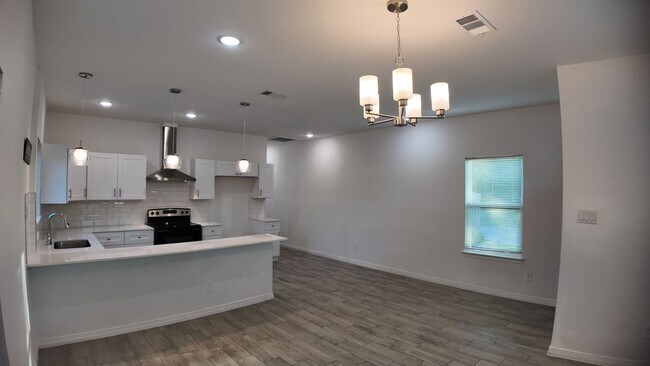Foto del edificio - 4709 Lee St
