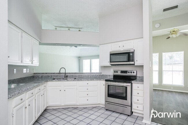 Building Photo - 318 Brompton Ct