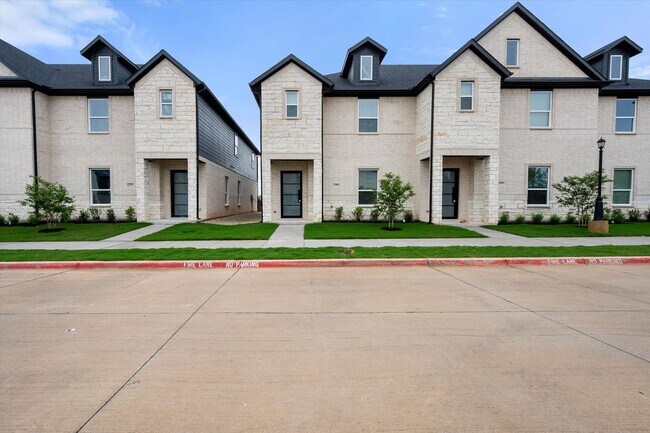 Building Photo - 2356 Spg Pk Blvd