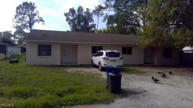 Building Photo - 2109 Eloise Cir