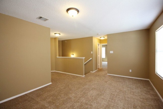 Building Photo - 6756 Shadow Creek