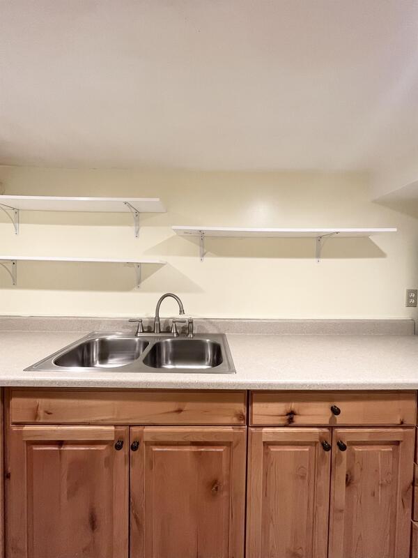 Building Photo - 556 E 700 S