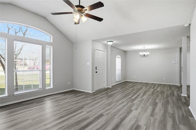 Foto del edificio - 5713 Sea Breeze Ln