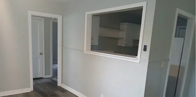 Foto del edificio - 907 Crestline Rd NW