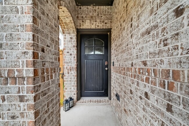 Building Photo - 12322 Upper Mar Dr