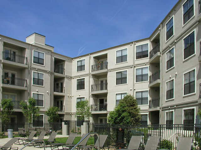 Edificio - The Metro Apartments