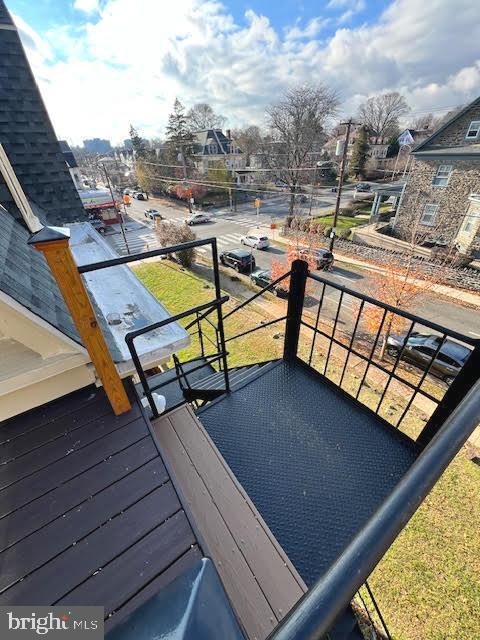 Foto del edificio - 5349 Wayne Ave