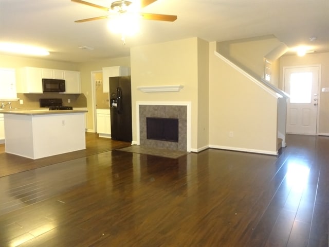 Foto del edificio - 6326 Bright Bloom Ln