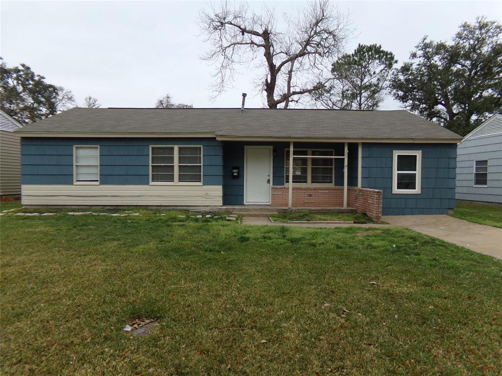 218 Laurel St, Lake Jackson, TX 77566 House Rental in Lake Jackson