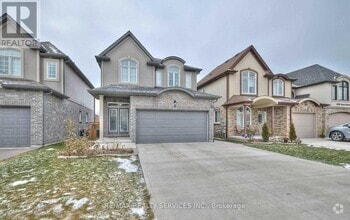 Building Photo - 6045 Ernest Cres