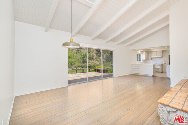 Foto del edificio - 1053 Maroney Ln