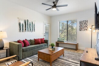 Building Photo - 15608 N 71st St