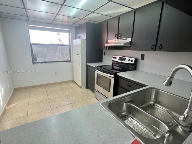 Foto del edificio - 9961 NW 9th St Cir