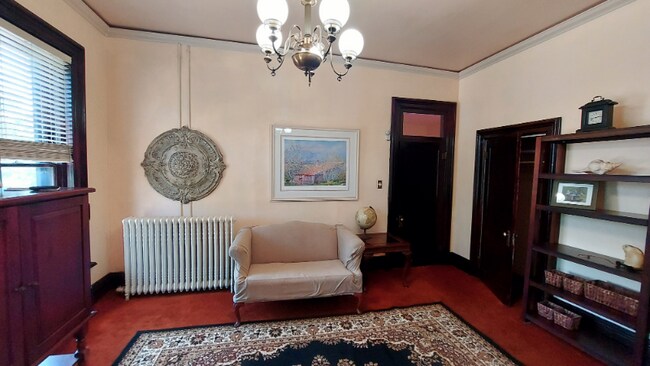 Foto del edificio - 334 E Mulberry St