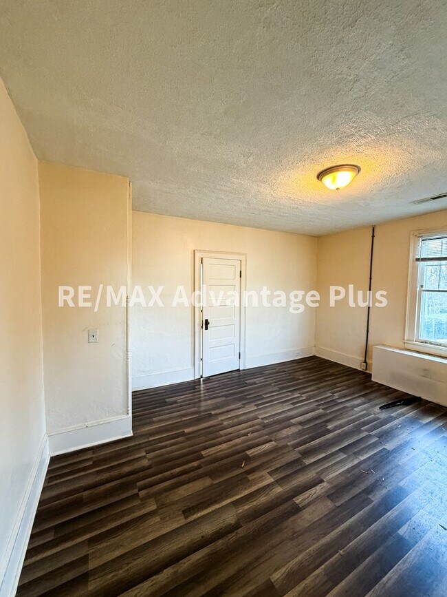 Foto del edificio - 106 Grove St