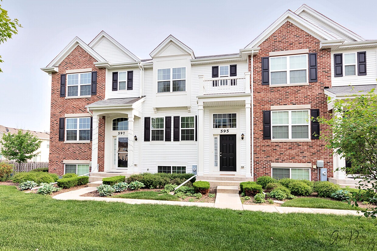 Primary Photo - 595 Treble Ln
