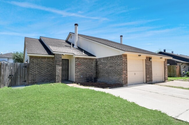 Building Photo - 16423 Monte Carlo Ln